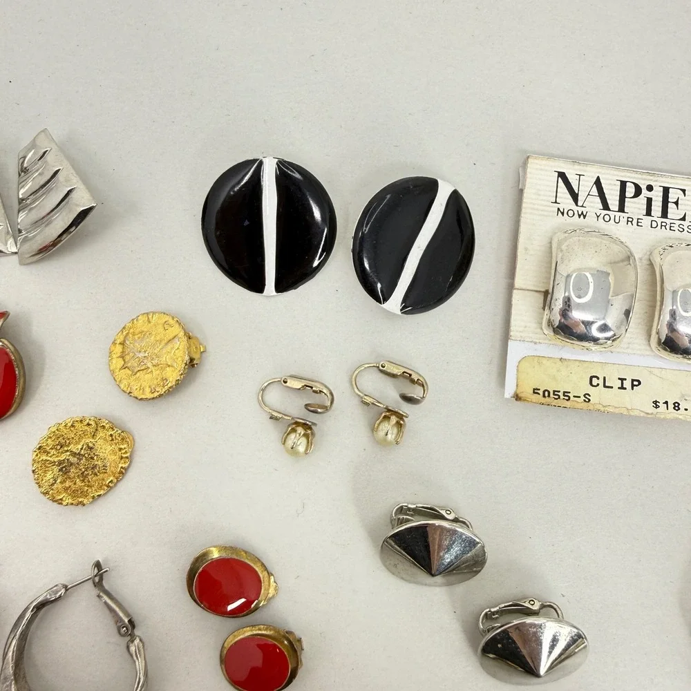 Vintage Earring‎ Lot 14 Pairs Clip On Napier Silver Tone Red Enamel Faux Pearl